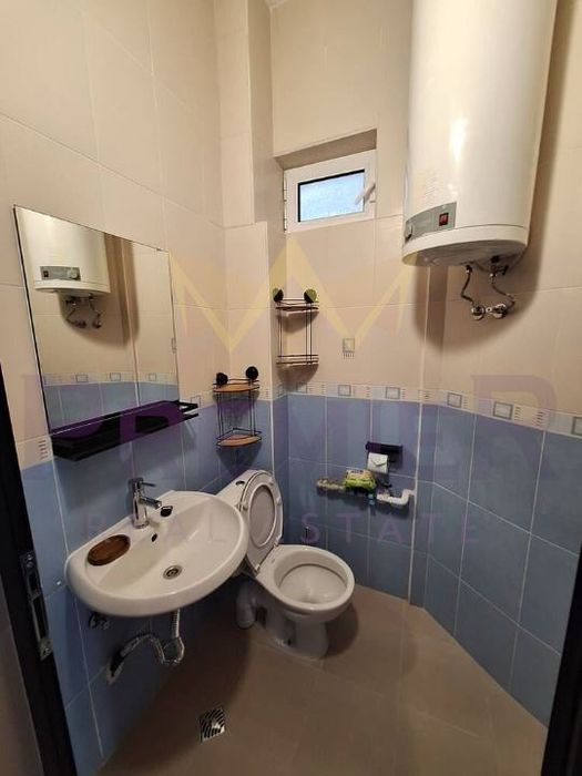 Дава се под наем Тристаен апартамент в Варна, Център - 105 кв.м за 900 € - Снимка #8