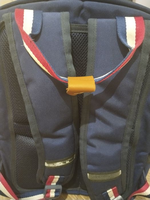 Продам сумку школьный