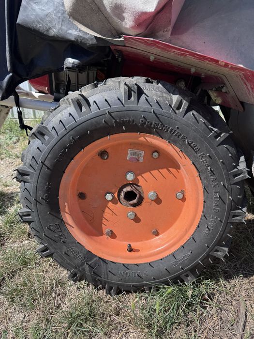 Motocultor cu remorca