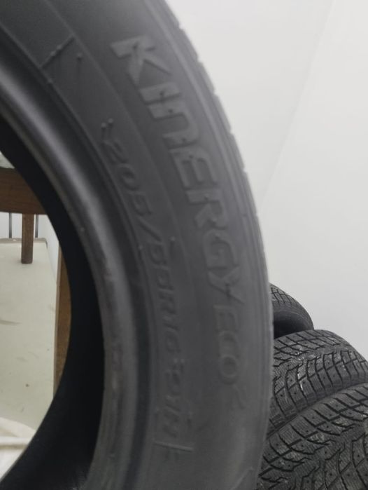 Продается шины в комплекте,