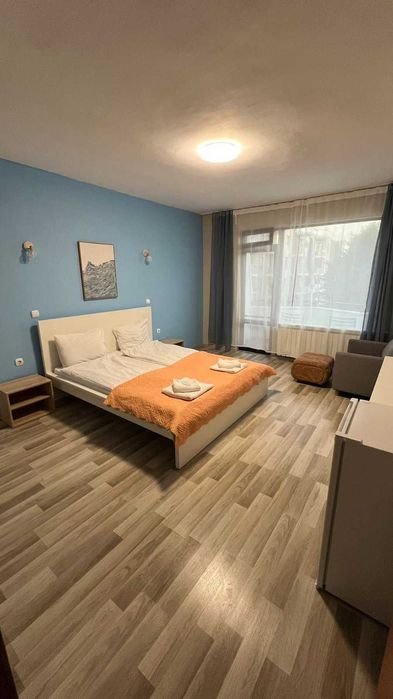 Дава се под наем Едностаен апартамент в к.к. Св.Св. Константин и Елена - 30 кв.м за 204 € - Снимка #2