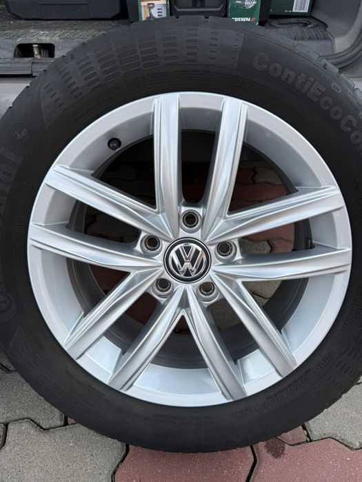 Jante de aluminiu originale VW Golf 7 R16 cu cauciucuri bune de vara