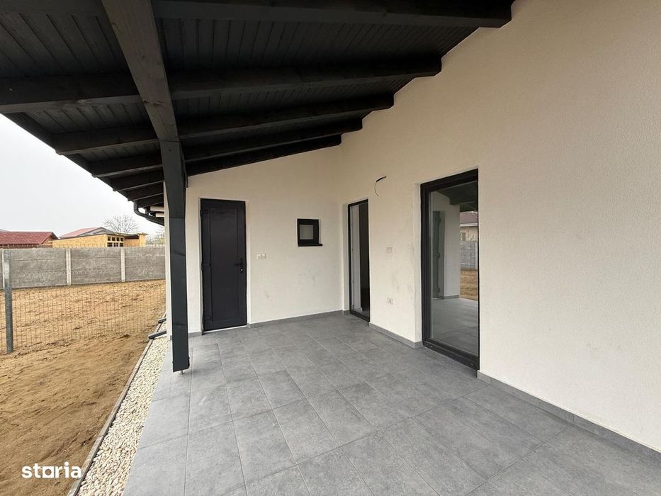 Duplex pe parter – compartimentare excelentă, teren generos.