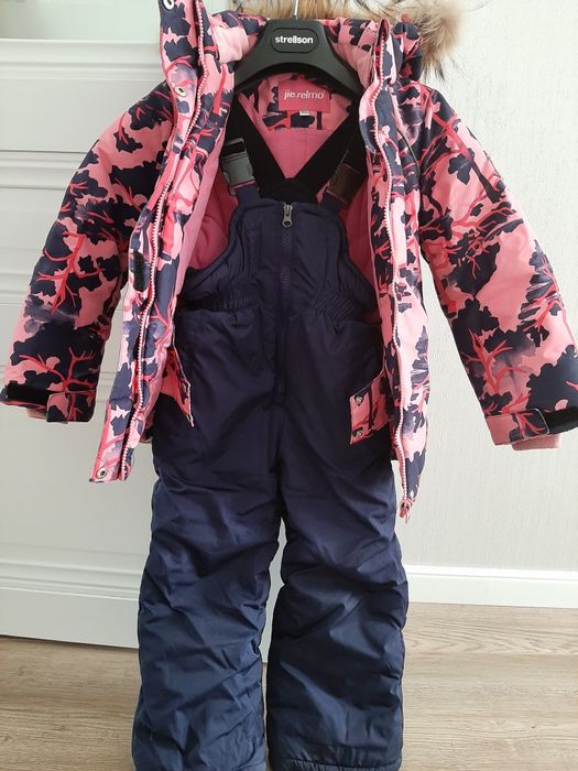 Зимняя куртка комлект для девочки р 110