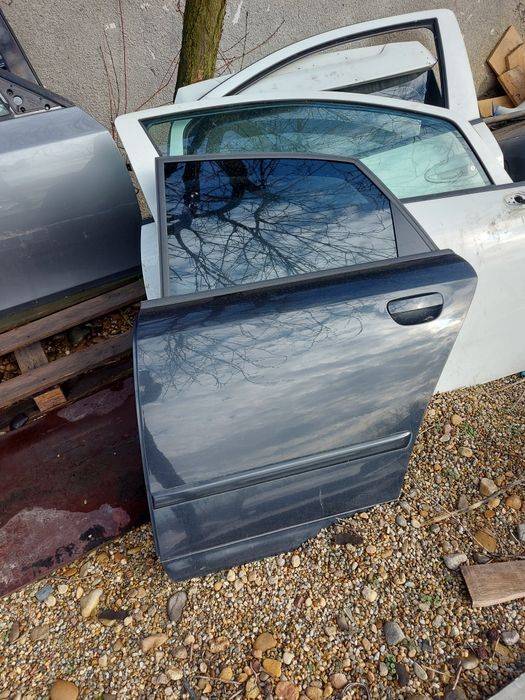 Usa Usi spate audi a4 b6 negru