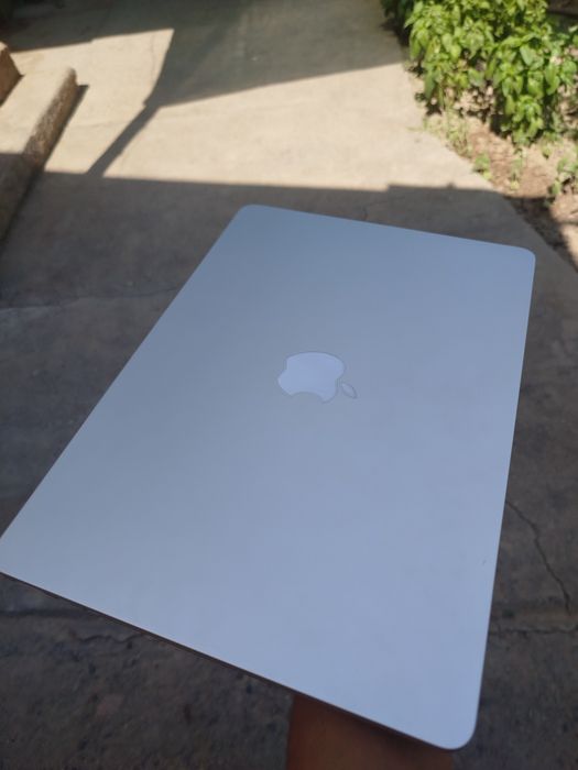MacBook Air M2 Korean version 100% yomkost 256 Gb 13.6 display