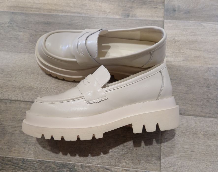 Мокасини от естествена кожа