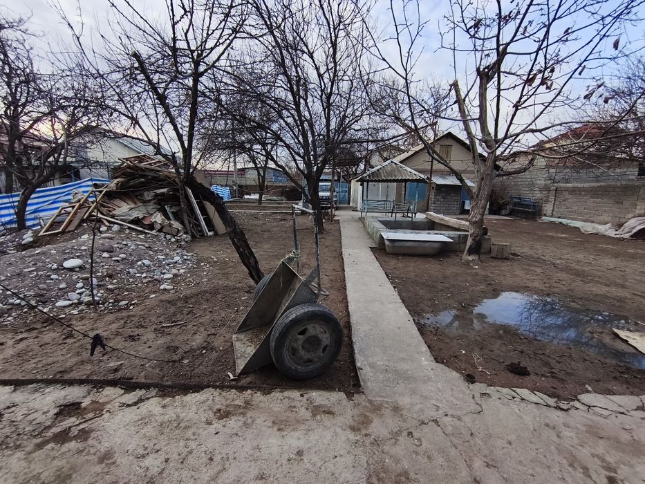 Uy sotiladi dala hovli