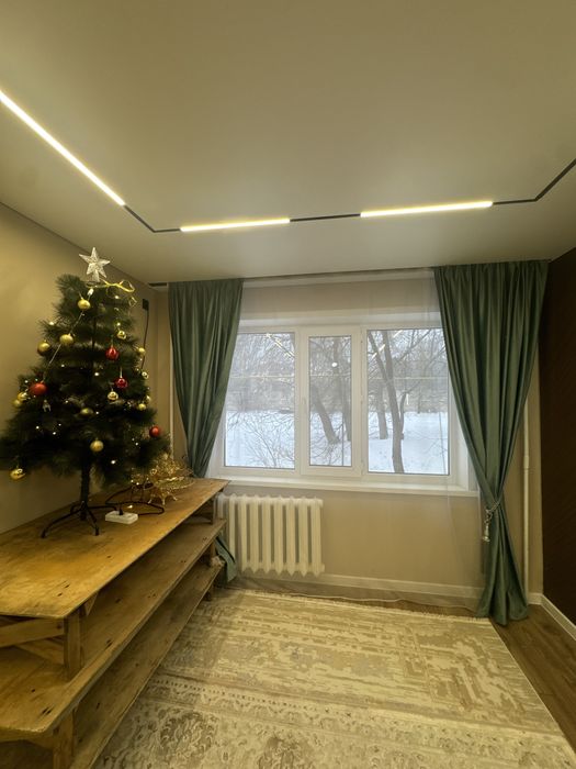 продам двухкомнатную квартиру