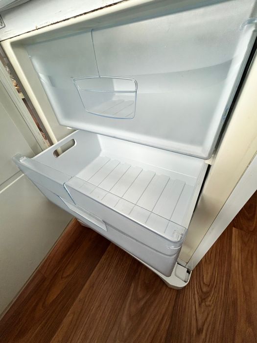 Отдам холодильник