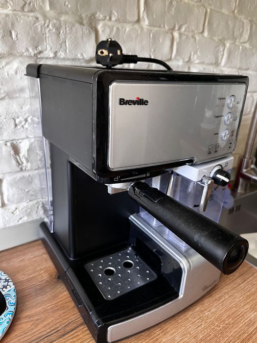 Vând espressor de cafea Breville