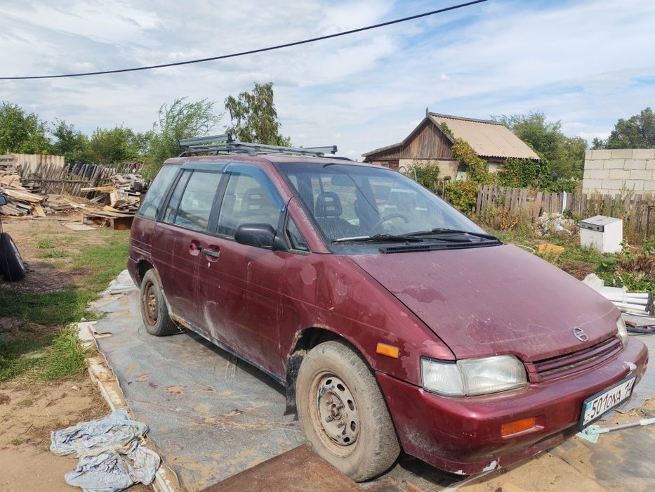 Продам машину Nissan