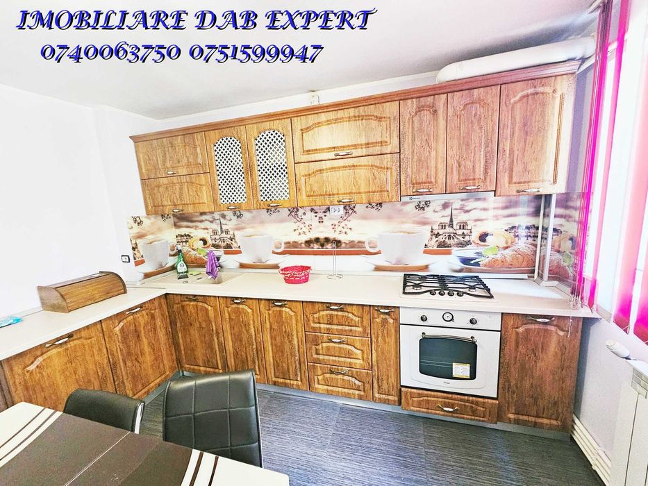 Inchiriere apartament 3 camere decomandate 78mp