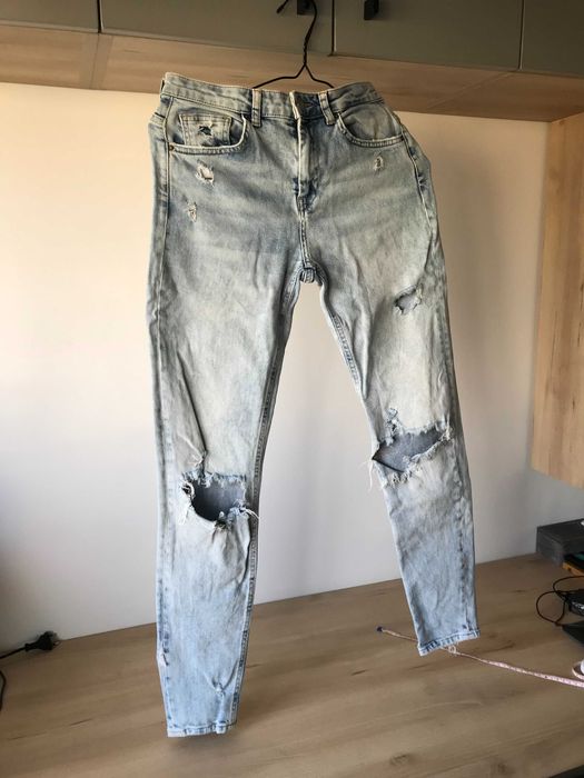 Blugi Bershka pentru femei Blug albastru deschis de damă mărime 38