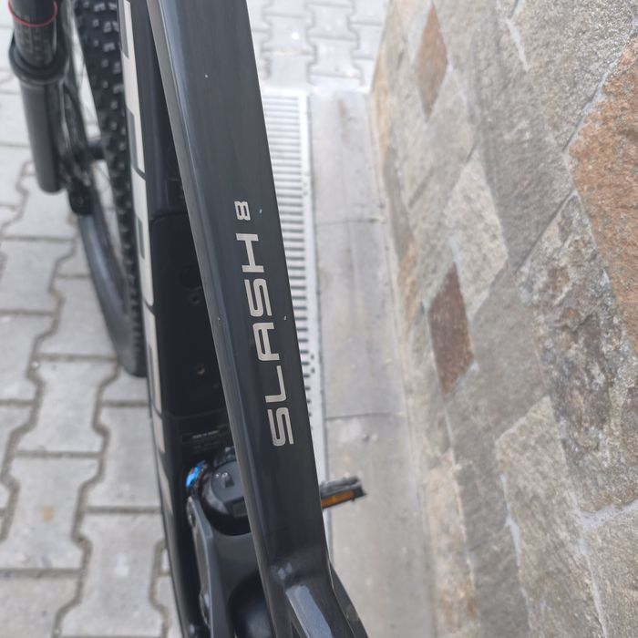 Trek slash 8 2023 M/L  29 ка