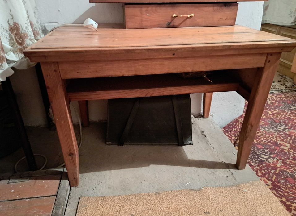 Тремо со столиком