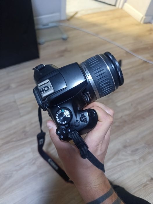 Камера Canon EOS 1300D
