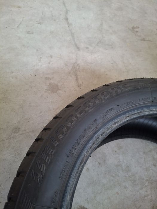 2 Anvelopele m+s 225 50 r17 Bridgestone