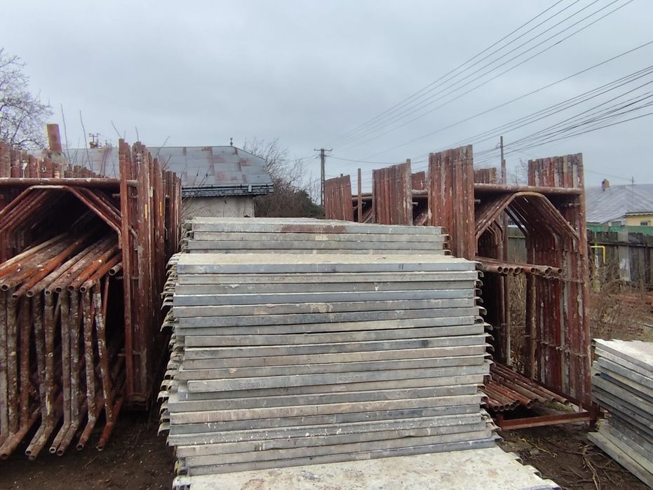 Schelă metalică de vânzare