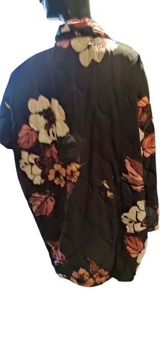 Дамско преходно яке