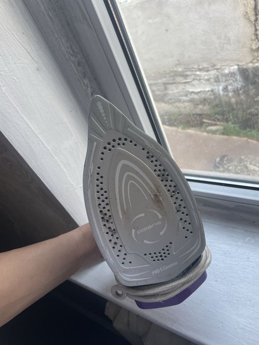 Утюг Polaris pir 2415k