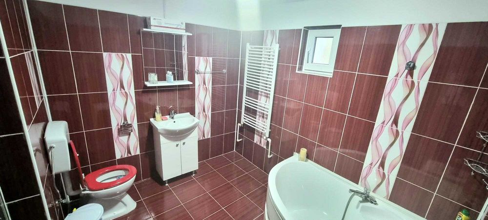 Cabana la munte de inchiriat