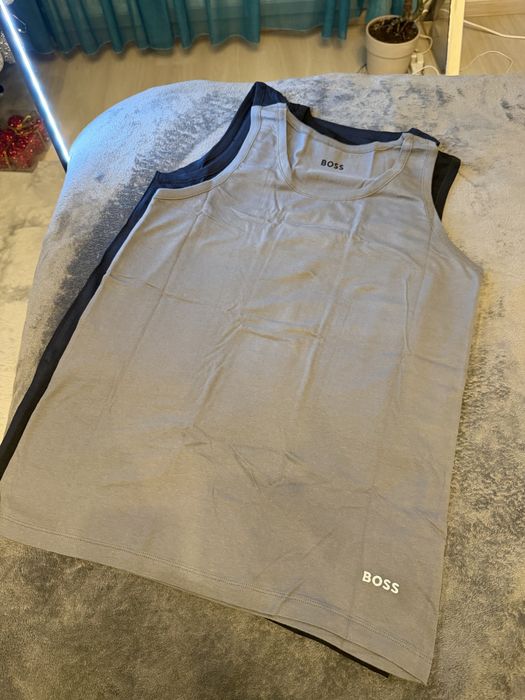 Boss set 3 maiouri gri-bleumarin-negru marimea S noi originale