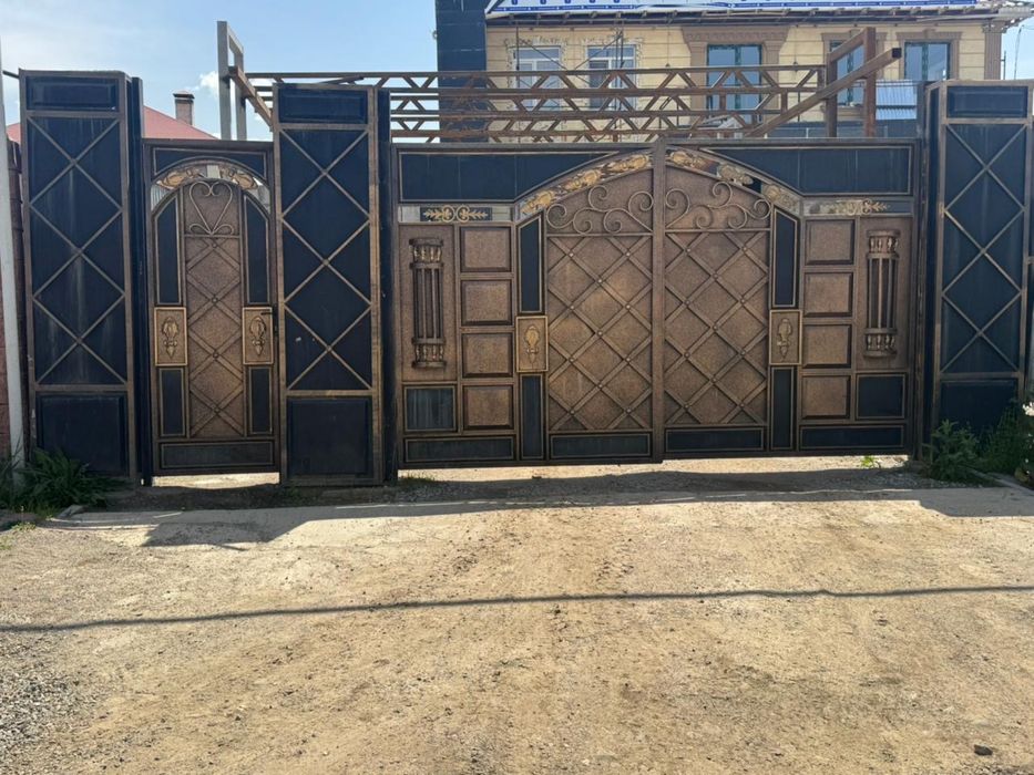Продам ворота с калиткой