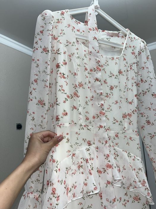 Платья на продажу