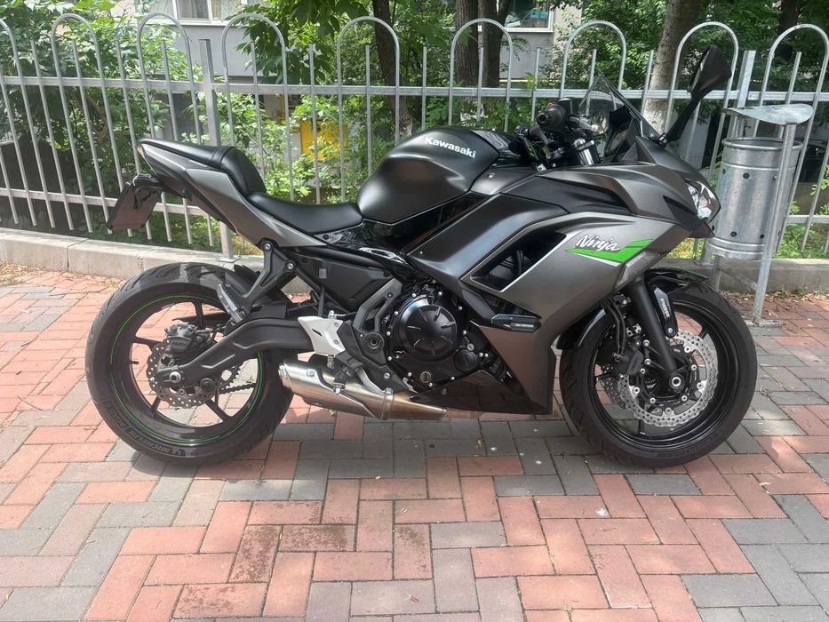 Kawasaki Ninja 650 ABS 2023 | 12000 km