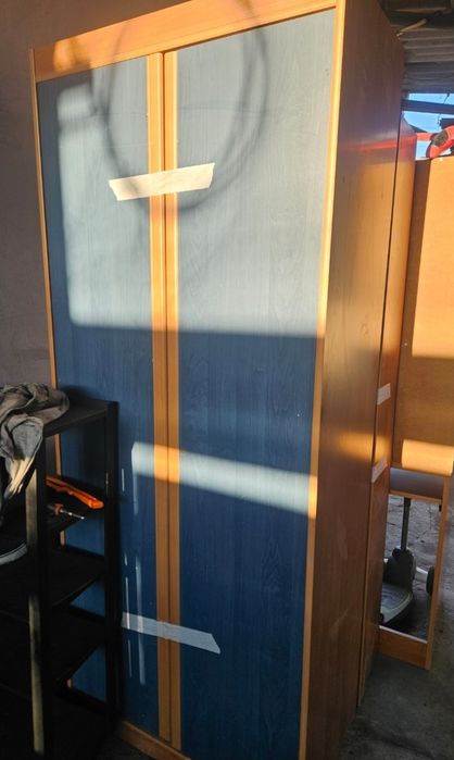 Шкаф распашной для одежды