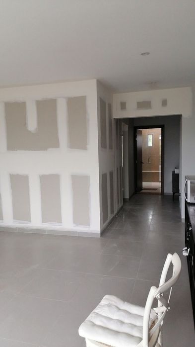 Amenajari faianta și gresie 70 lei mp,glet și lavabil la gata 50 lei m