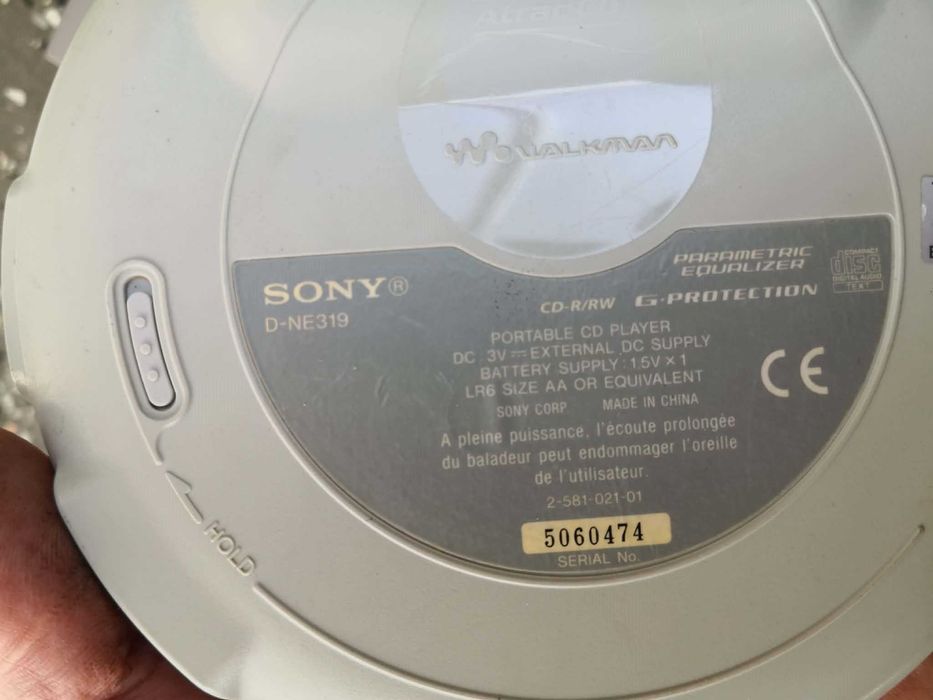 Дискмен Sony D-NE 319