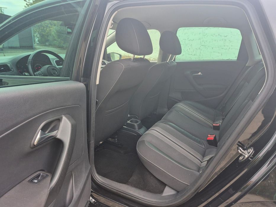 Volkswagen Polo 2012 diesel, 4.800 € — imagine 4