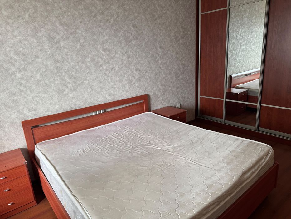 Шкаф купе и кровать