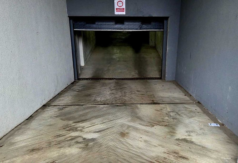 Loc Parcare PROPRIETATE (14mp) – Str. Călușei 54 (Imobil 2020) – Acces Securizat Telecomandă, Monitorizare Video & Comunitate Privată