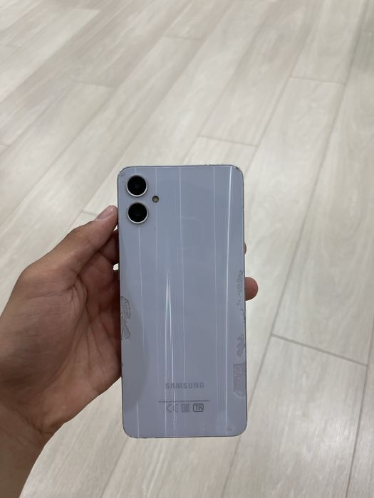 SAMSUNG A05 продам !