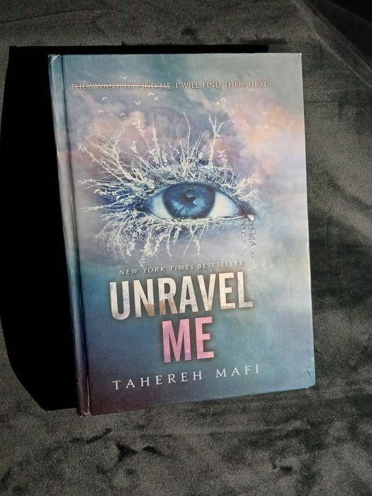 Unravel Me — Tahereh Mafi