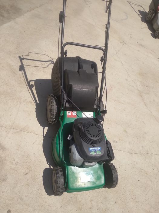 Mașină de tuns iarba  ALKO - cu autopropulsie