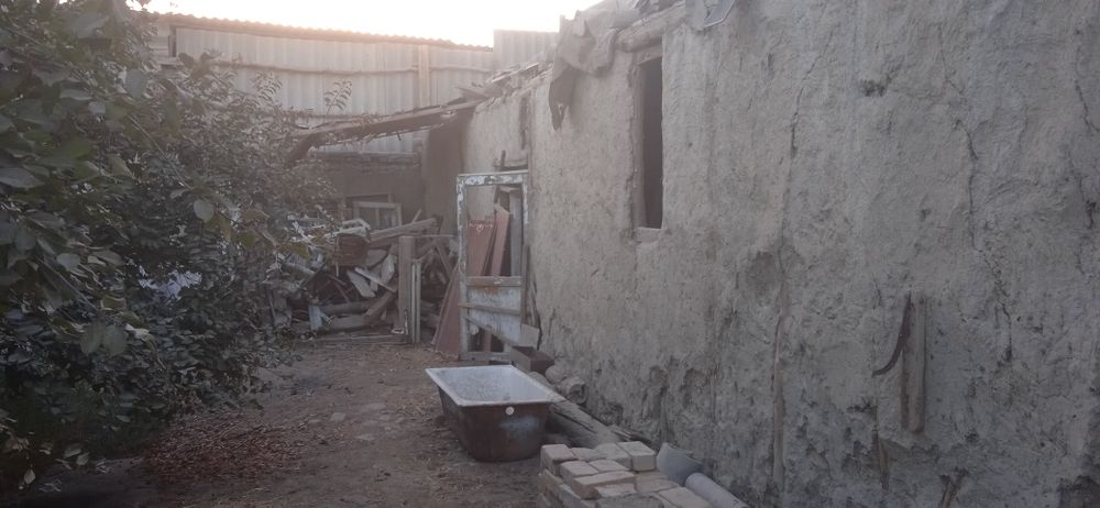 Uchaska sotiladi 8 sõtiq