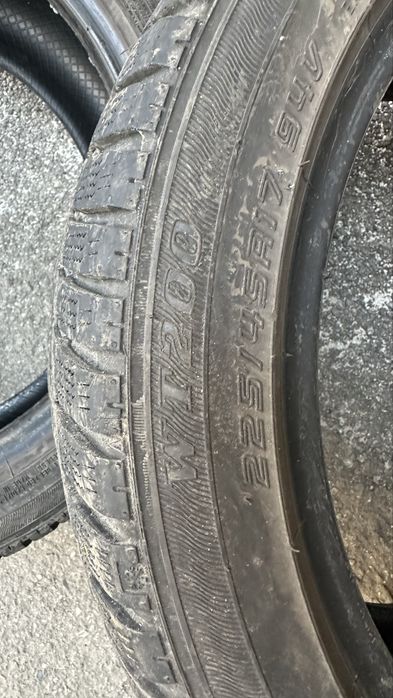 Sumitomo зимни гуми 4 бр. 225/45 R17