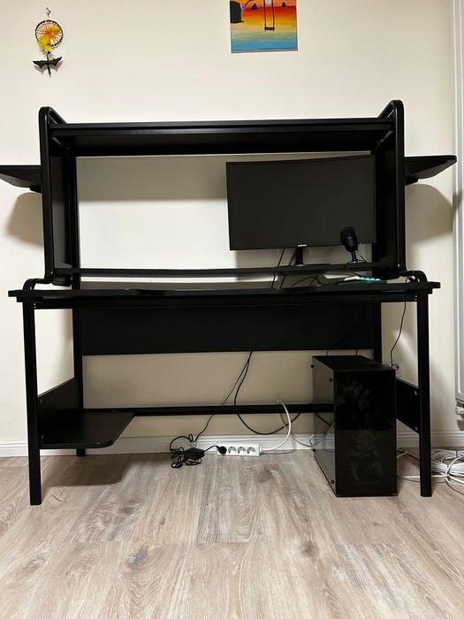 Vand birou gaming Ikea