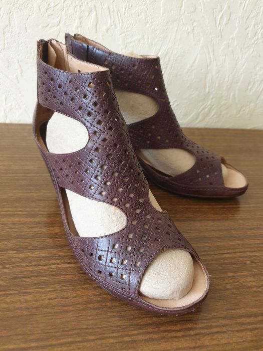 Босоножки Pikolinos