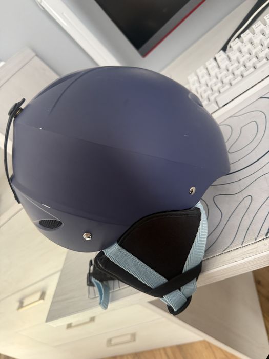 продам горнолыжный шлем