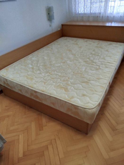 Подарявам  еднолицев матрак
