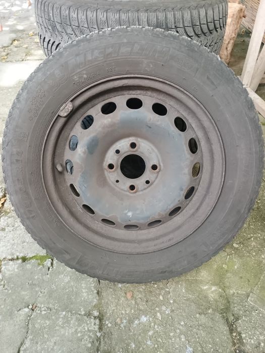 Продавам зимни гуми Мишелин втора употреба 4бр.