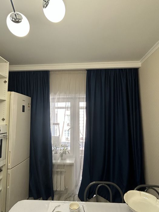 Продам шторы туль в месте ткань блакауд состояние хорошое цена договар