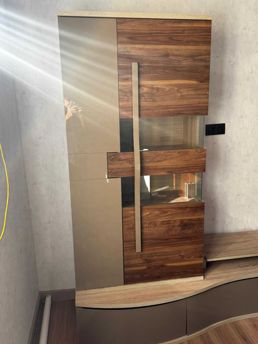 гарнитур под телевизор