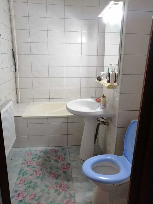 9 Mai Liceul Sportiv - Apartament 2 decomandate mobilat complet