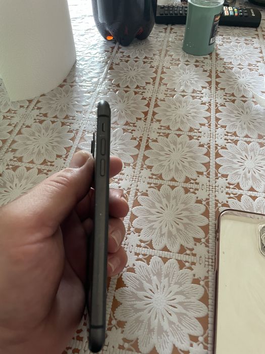 Vand iphone11 aspect 8,5 din 10